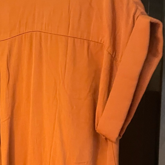 2 button up lulu tops . Soft and lightweight. 1 brand new - Picture 5 of 7